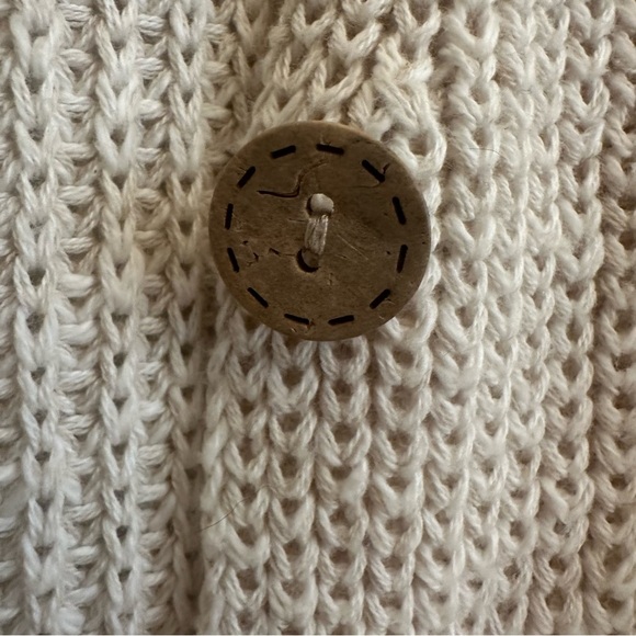 Free People Its Alright Cardi Beige Women Size Medium Chunky Knit Pocket Buttons - Picture 15 of 16